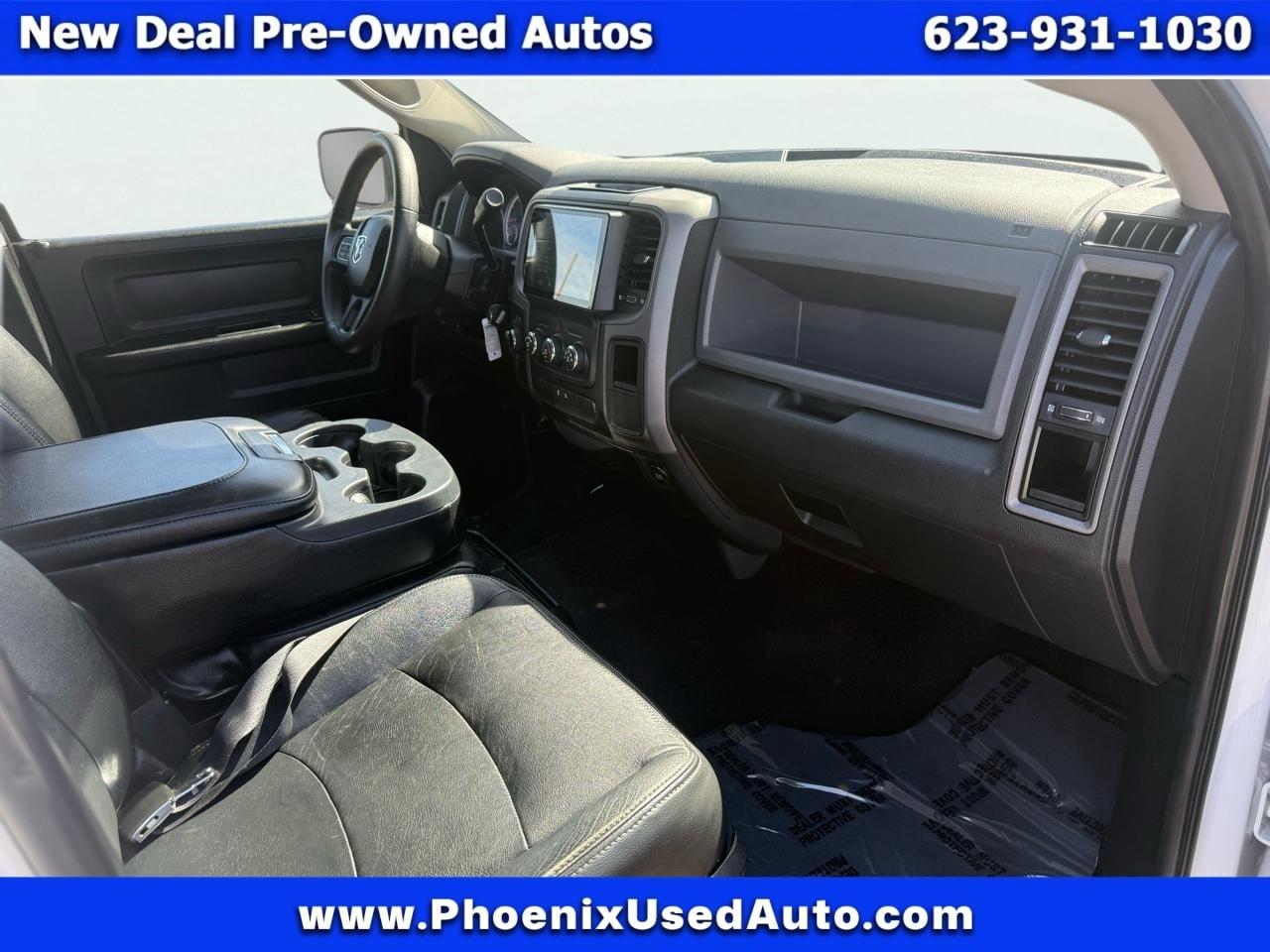 RAM 1500 4WD Crew Cab 140.5" Express 2013
