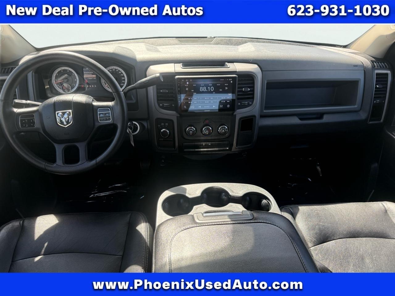 RAM 1500 4WD Crew Cab 140.5" Express 2013