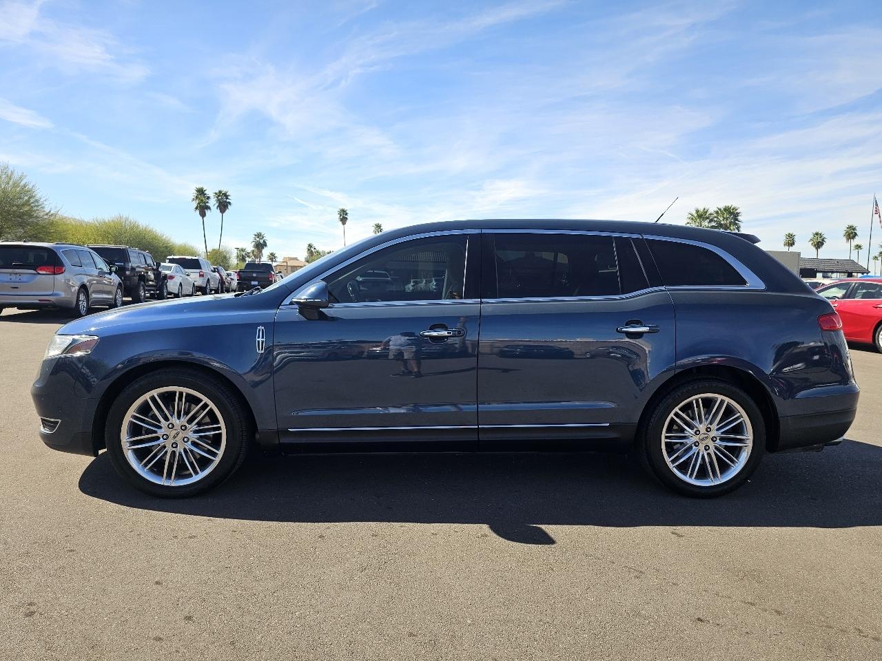 Lincoln MKT 3.5L with EcoBoost AWD 2016