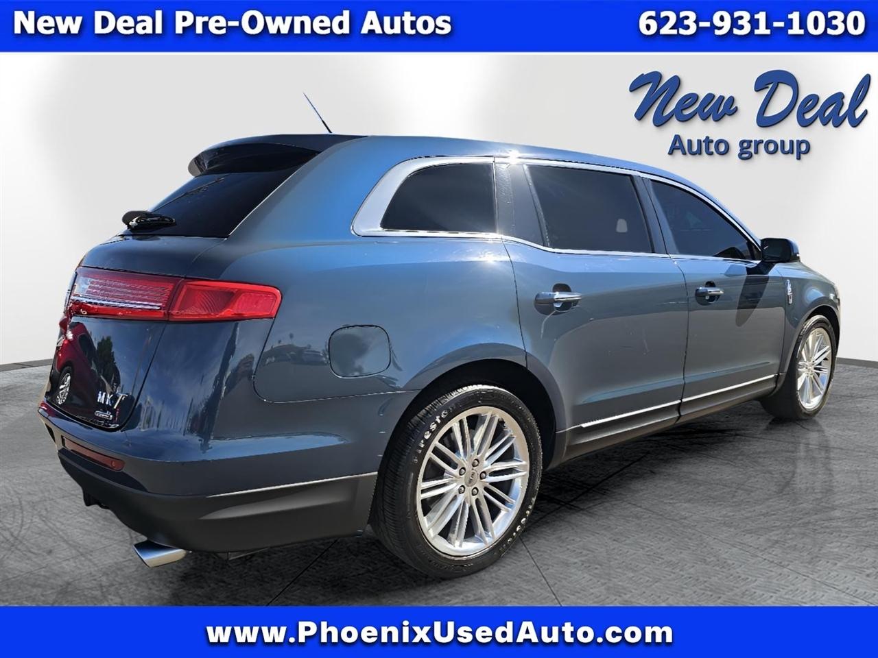Lincoln MKT 3.5L with EcoBoost AWD 2016
