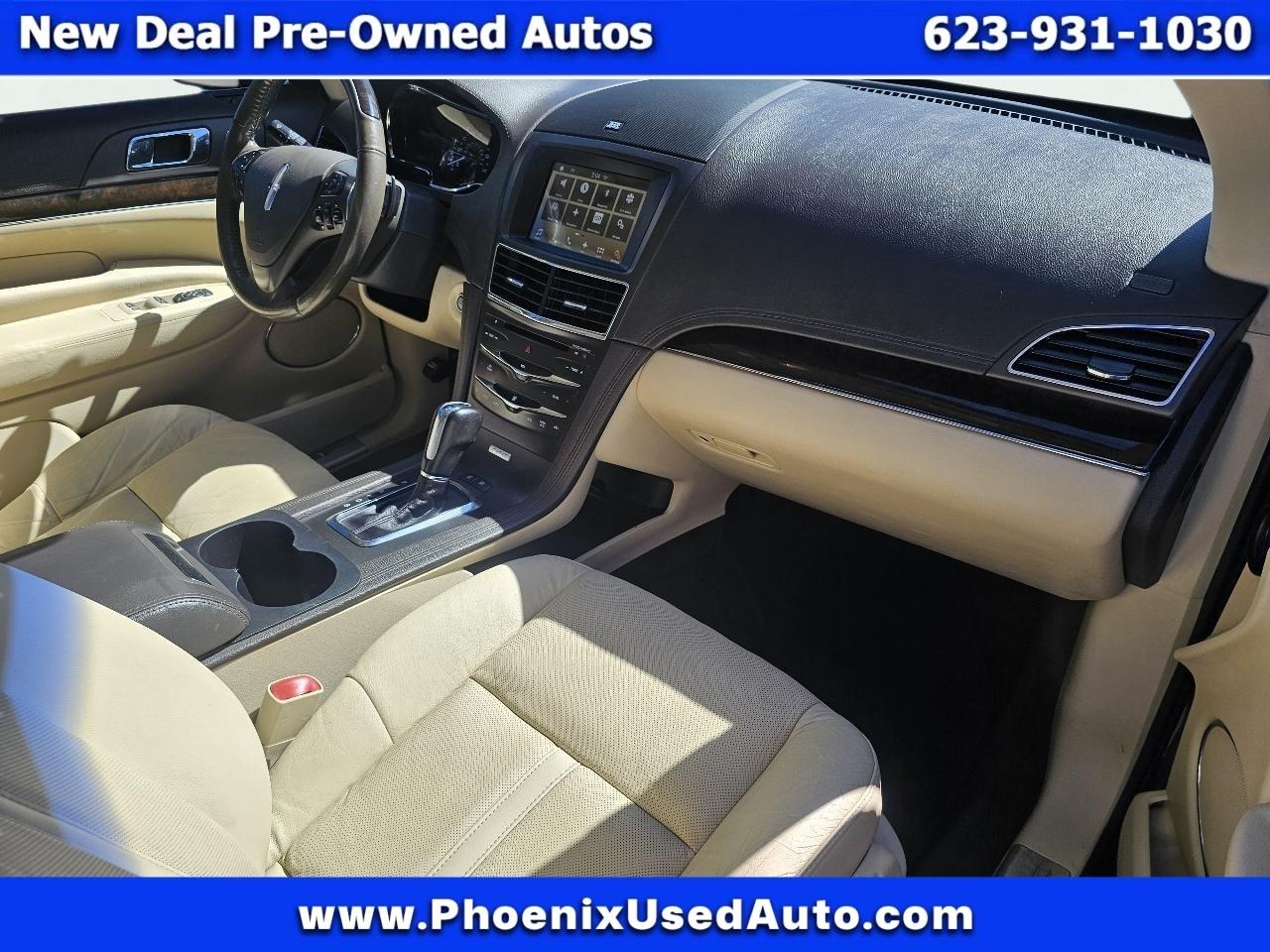 Lincoln MKT 3.5L with EcoBoost AWD 2016