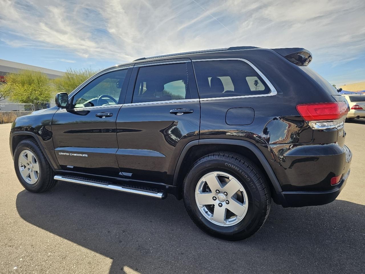 Jeep Grand Cherokee Laredo 2WD 2016