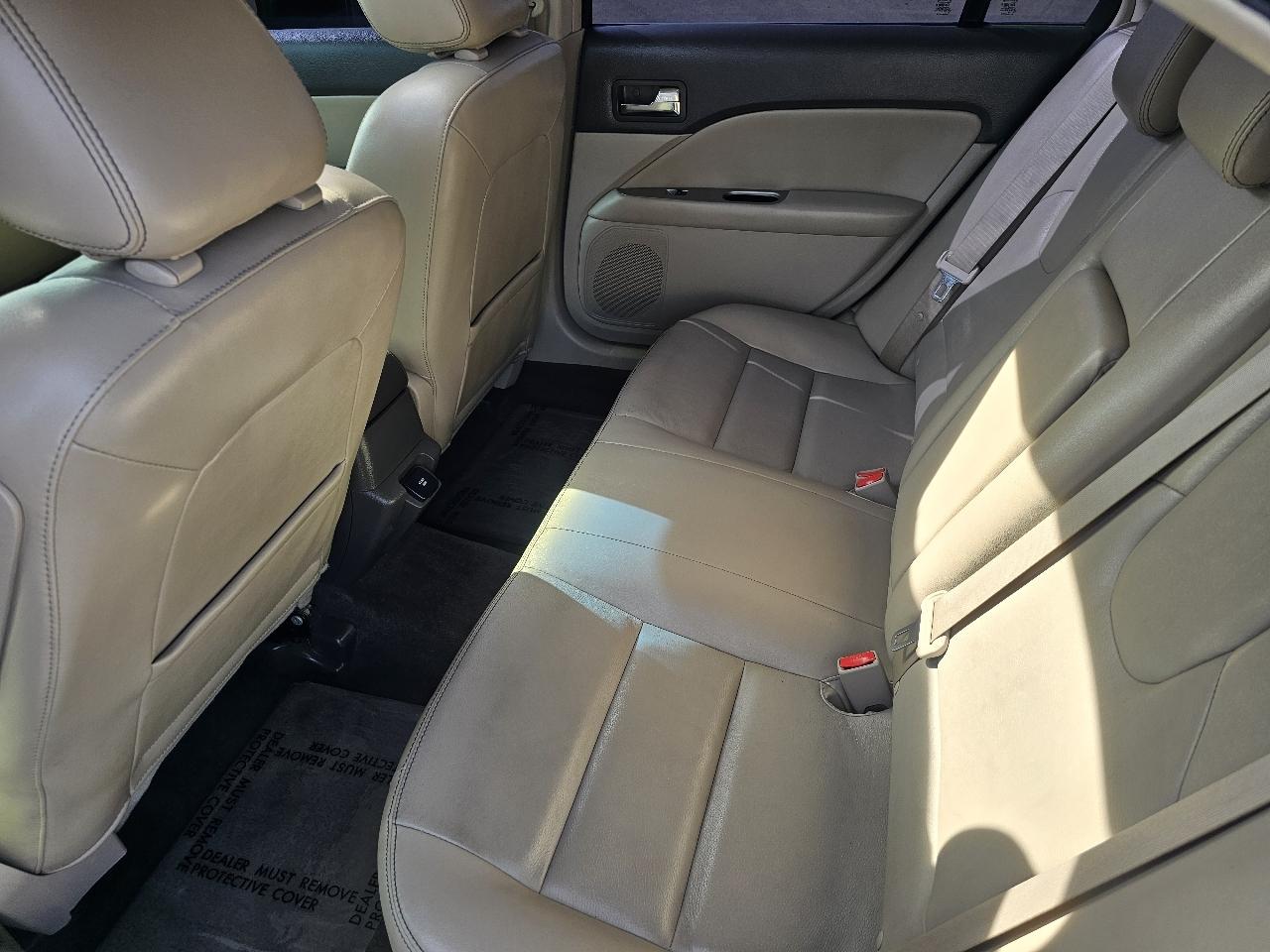 Ford Fusion Hybrid Sedan 2010