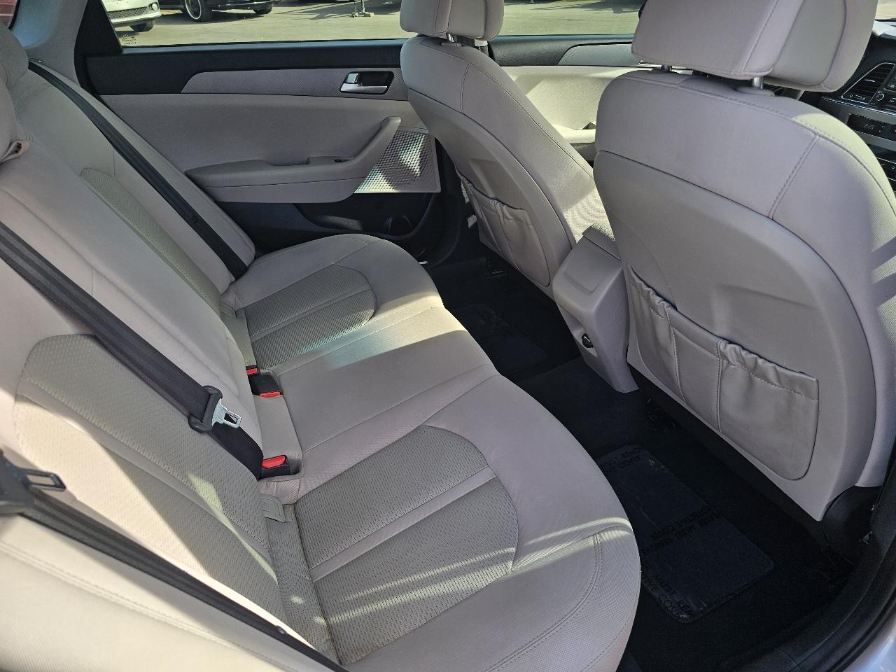 Hyundai Sonata SE 2017