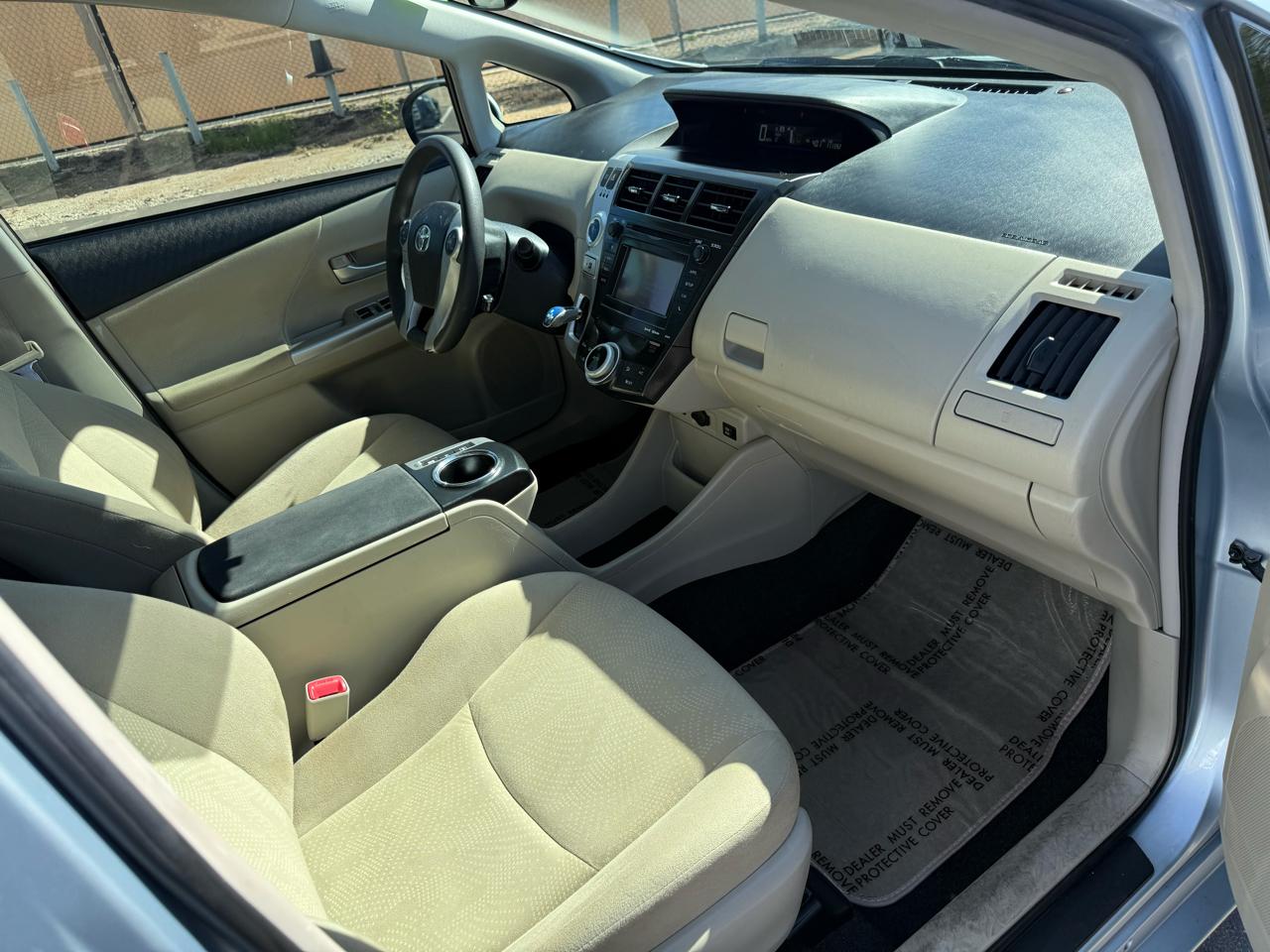 Toyota Prius V Three 2013