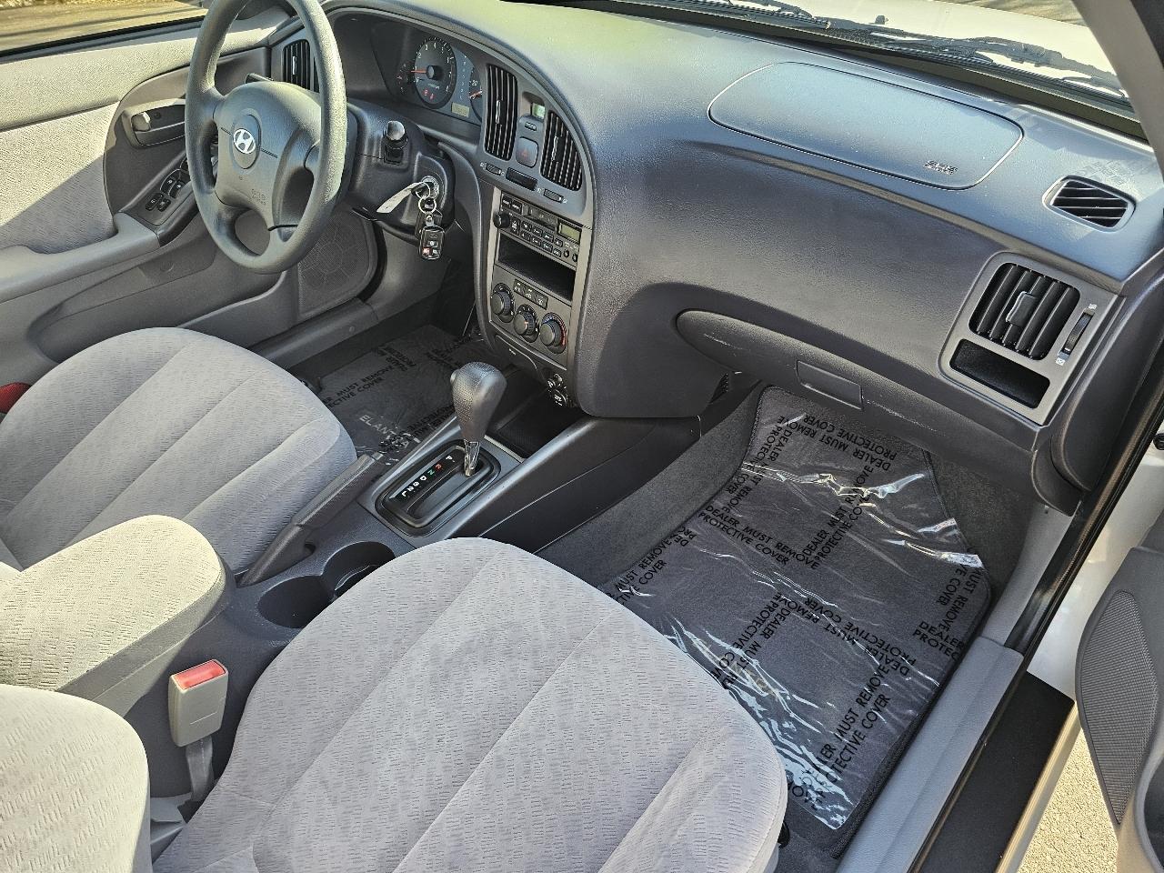 Hyundai Elantra GLS 4-Door 2005