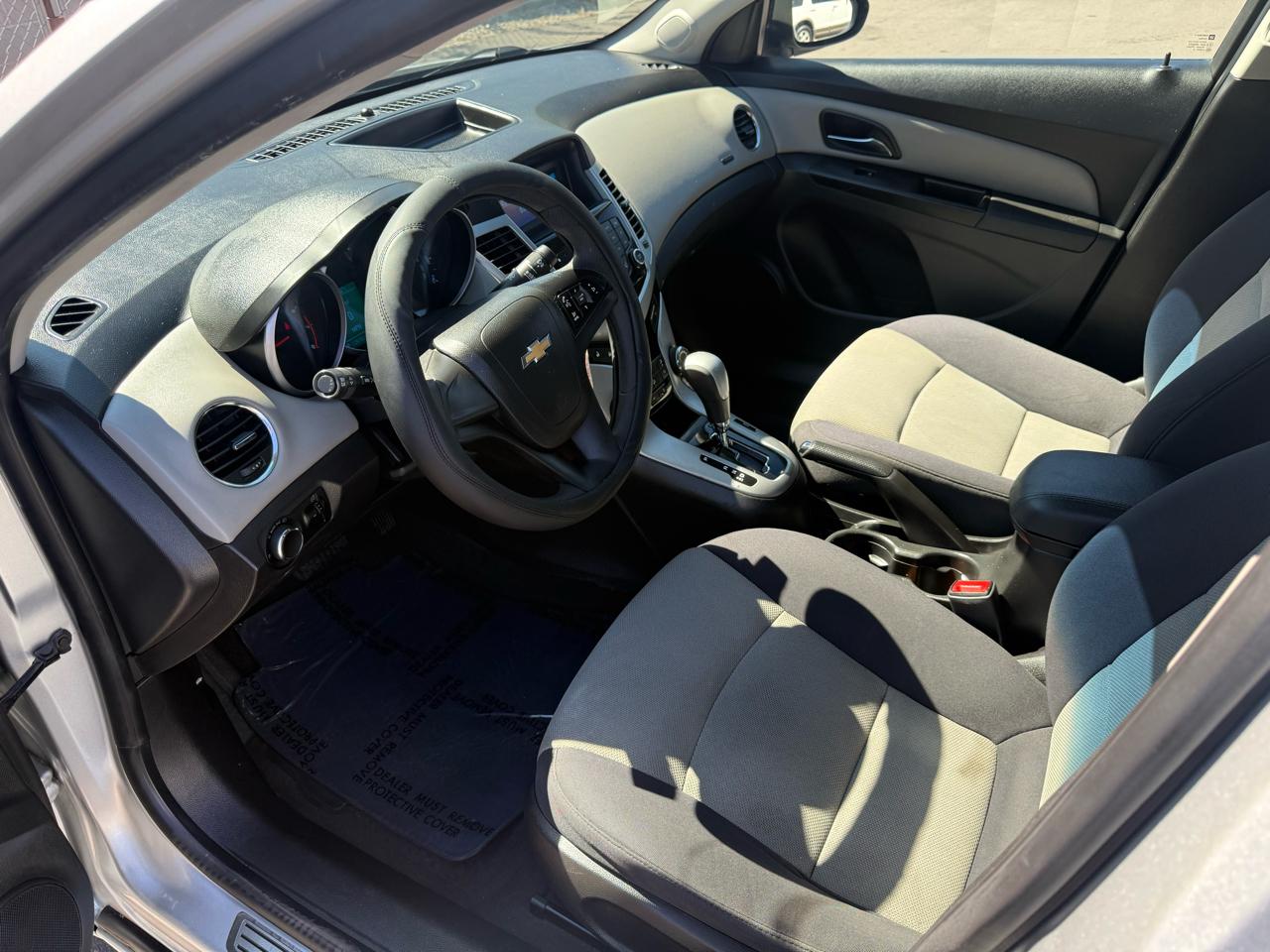 Chevrolet Cruze LS Auto 2013