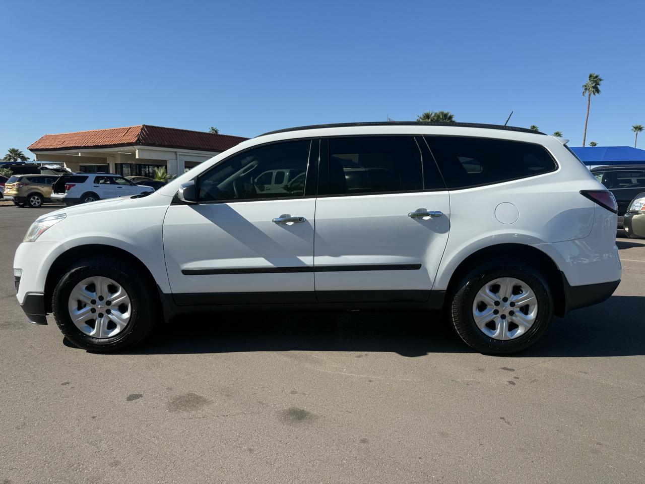 Chevrolet Traverse LS FWD w/PDC 2016