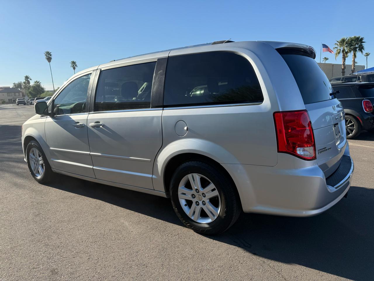 Dodge Grand Caravan Crew 2011