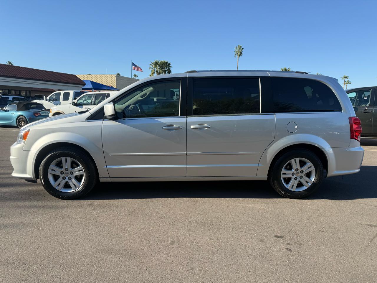 Dodge Grand Caravan Crew 2011