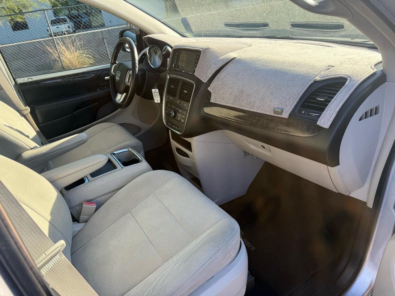 Dodge Grand Caravan Crew 2011