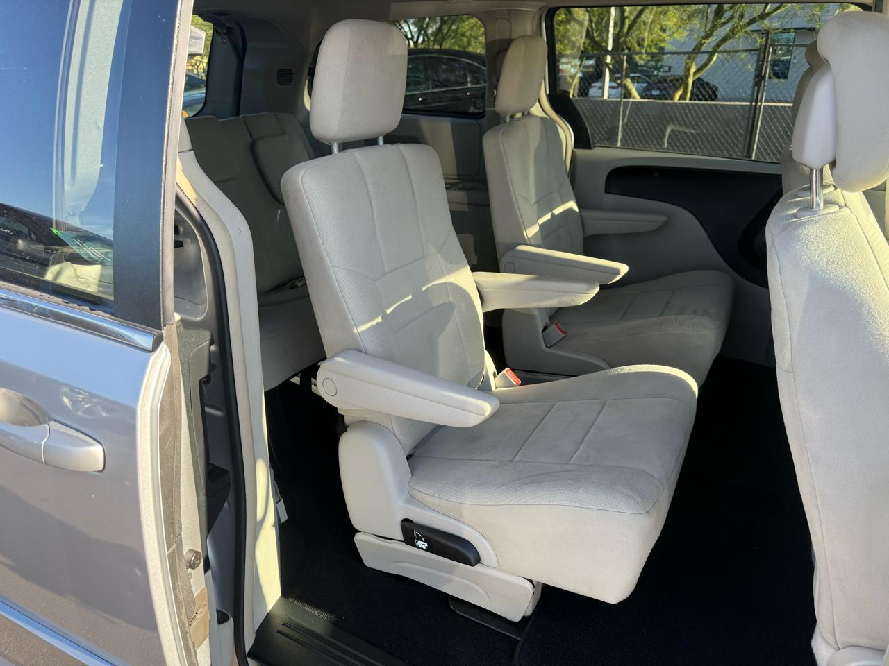 Dodge Grand Caravan Crew 2011