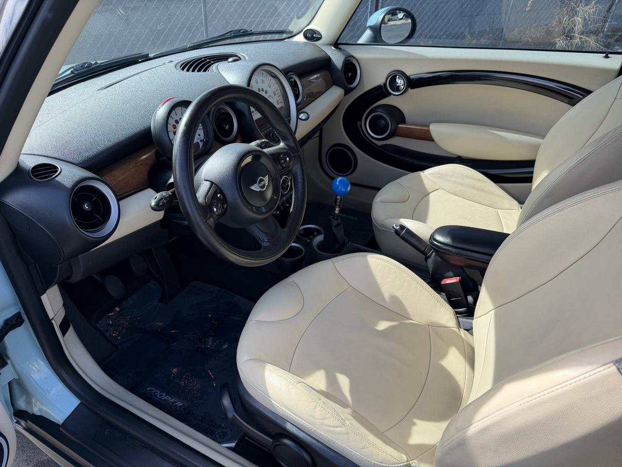 MINI Cooper Base 2012