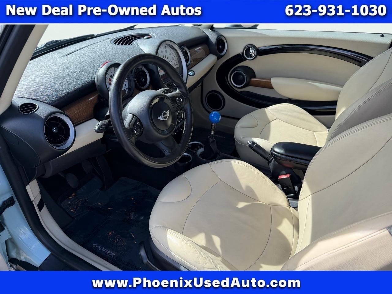 MINI Cooper Base 2012