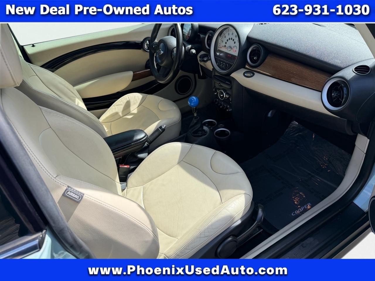 MINI Cooper Base 2012