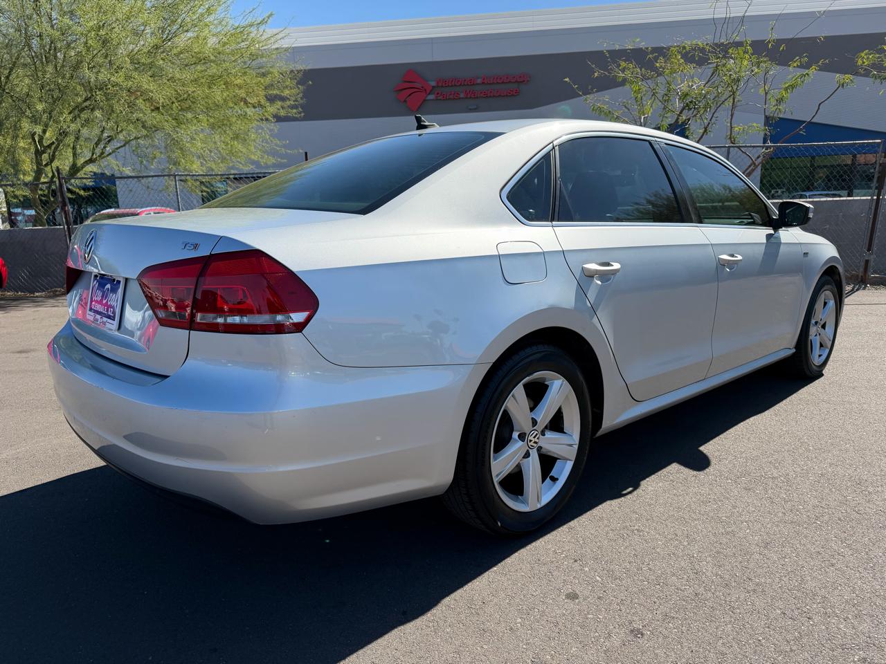 Volkswagen Passat Sport PZEV 5M 2015