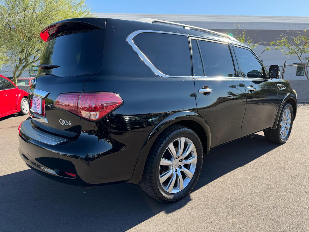 Infiniti QX56 4WD 2011