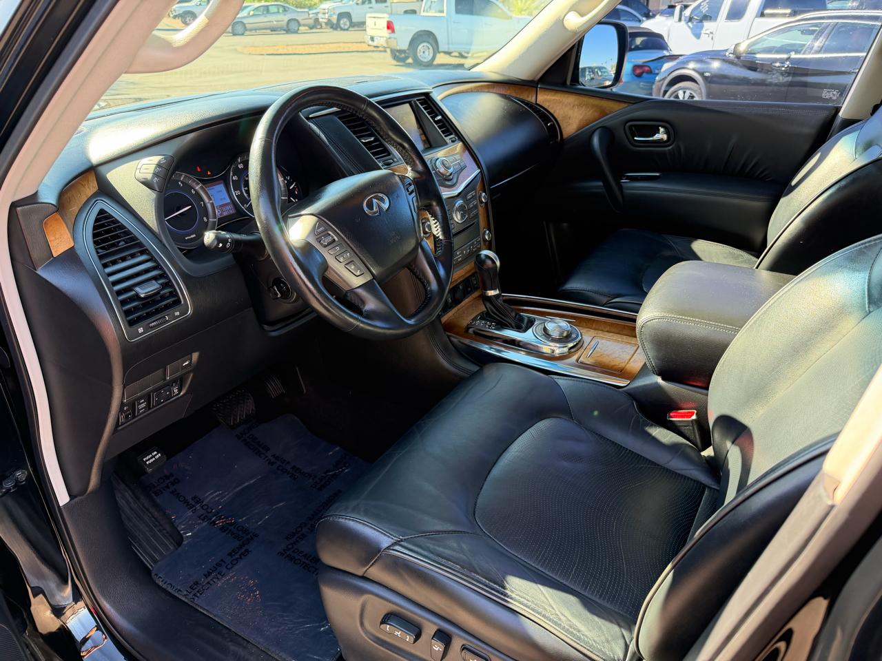 Infiniti QX56 4WD 2011