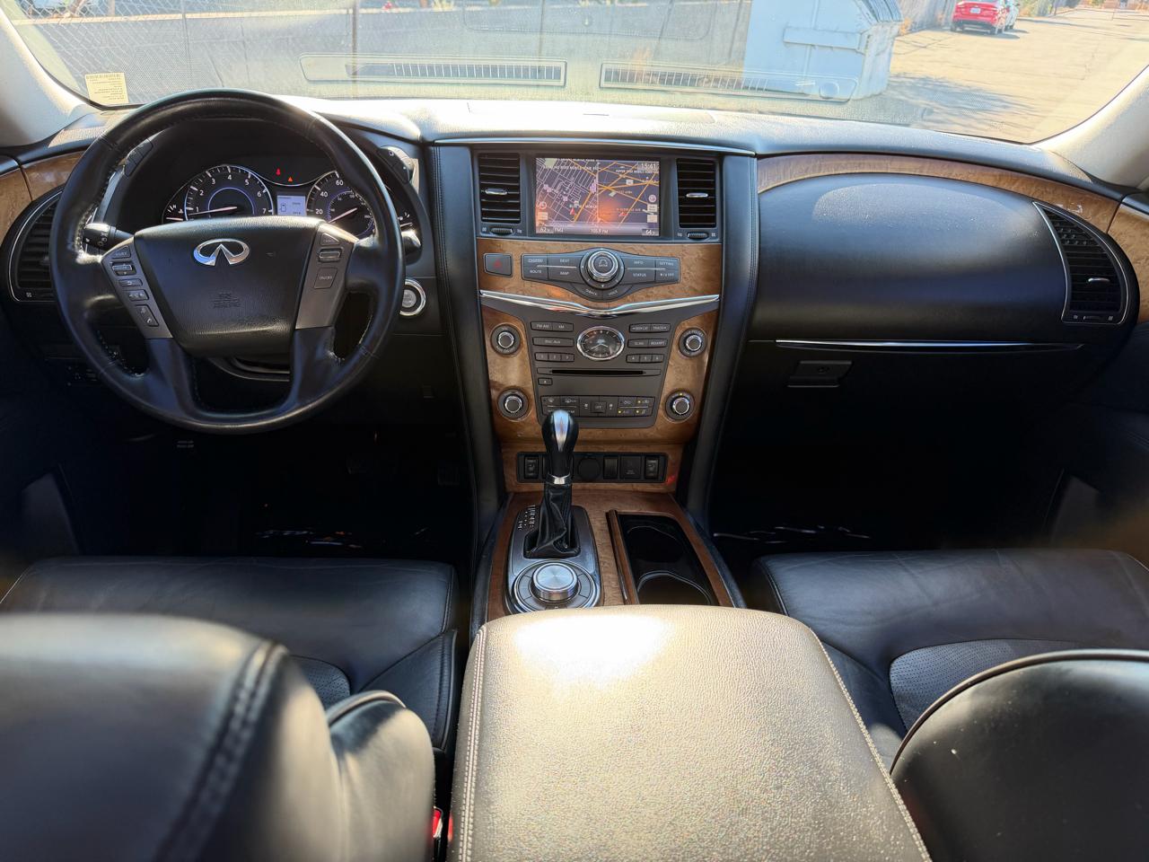 Infiniti QX56 4WD 2011