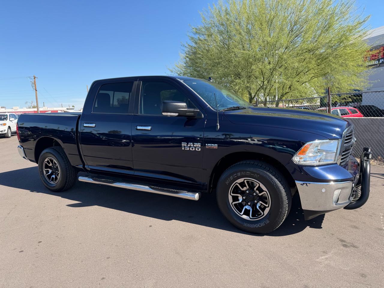 RAM 1500 4WD Crew Cab 140.5" Big Horn 2016