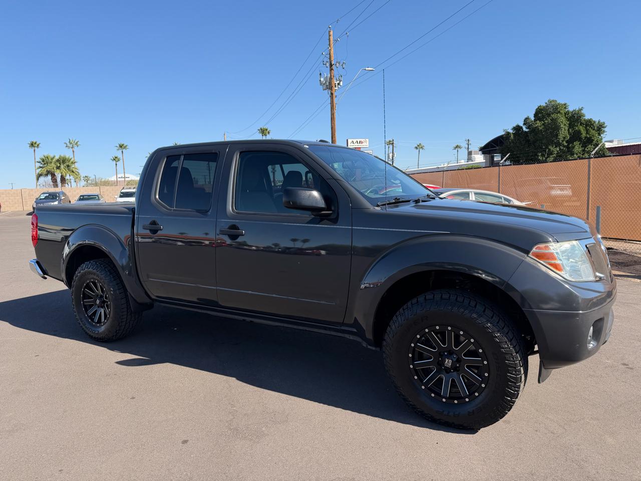 Nissan Frontier S Crew Cab 2WD 2013
