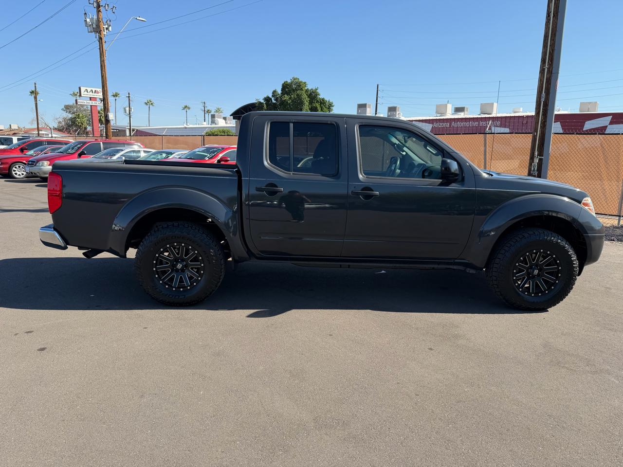 Nissan Frontier S Crew Cab 2WD 2013