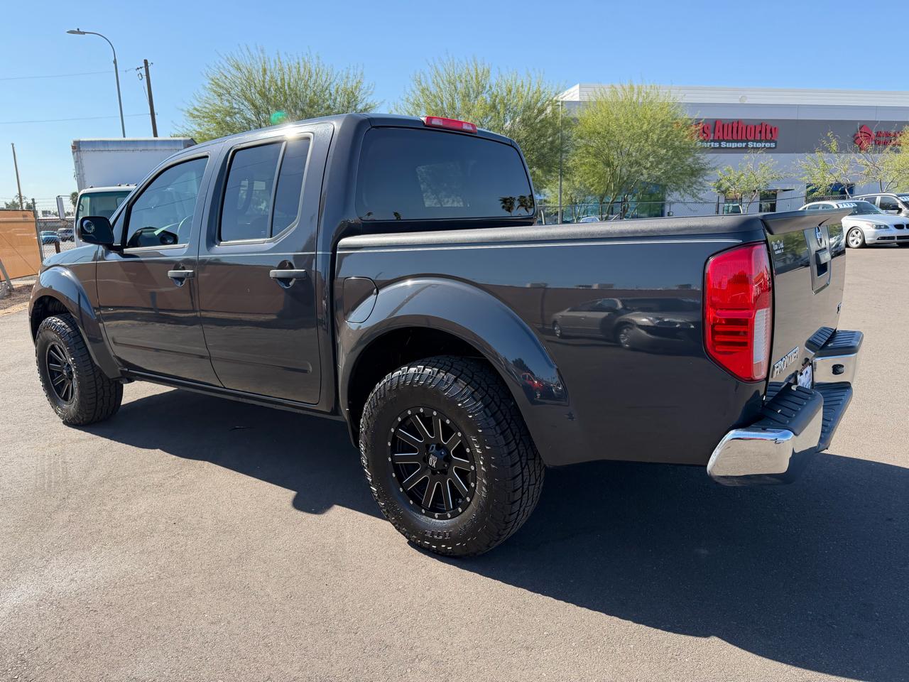 Nissan Frontier S Crew Cab 2WD 2013