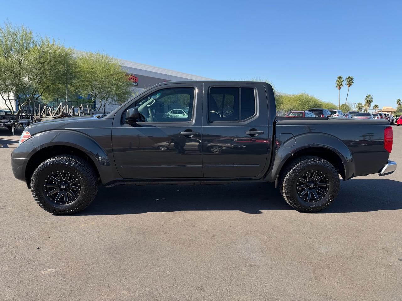 Nissan Frontier S Crew Cab 2WD 2013