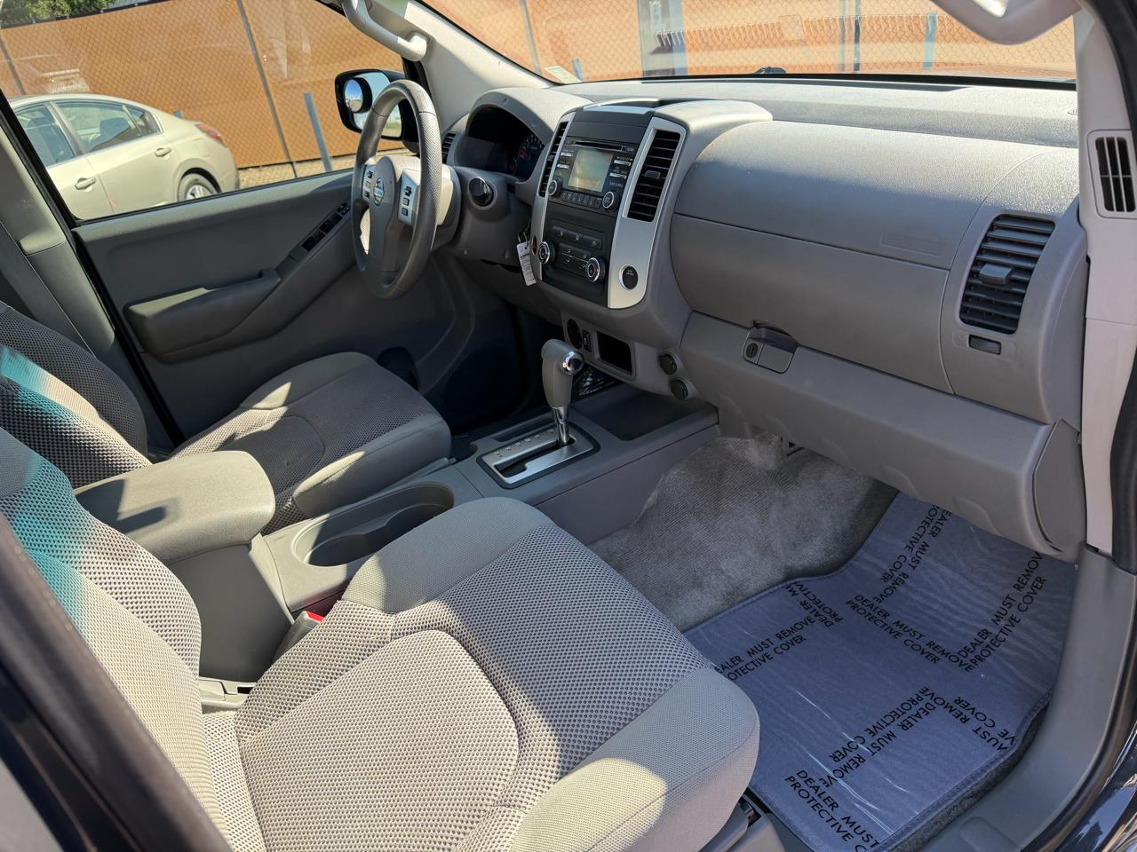 Nissan Frontier S Crew Cab 2WD 2013