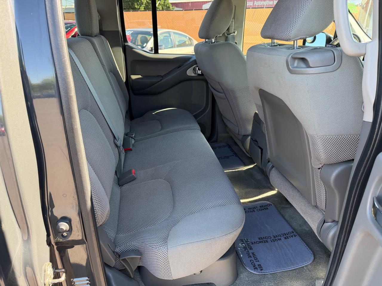 Nissan Frontier S Crew Cab 2WD 2013