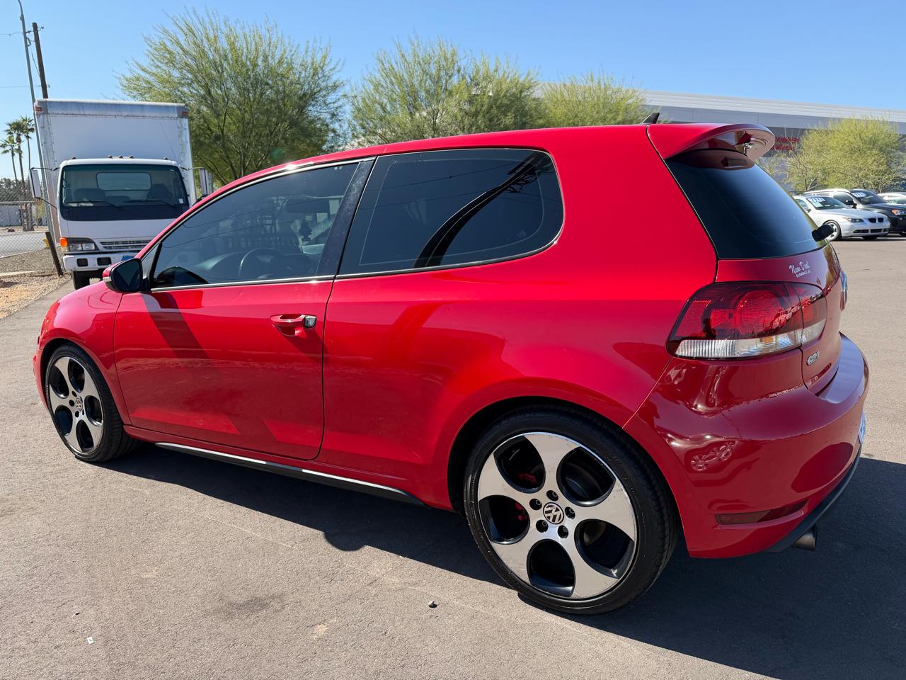 Volkswagen GTI 2-door 2012