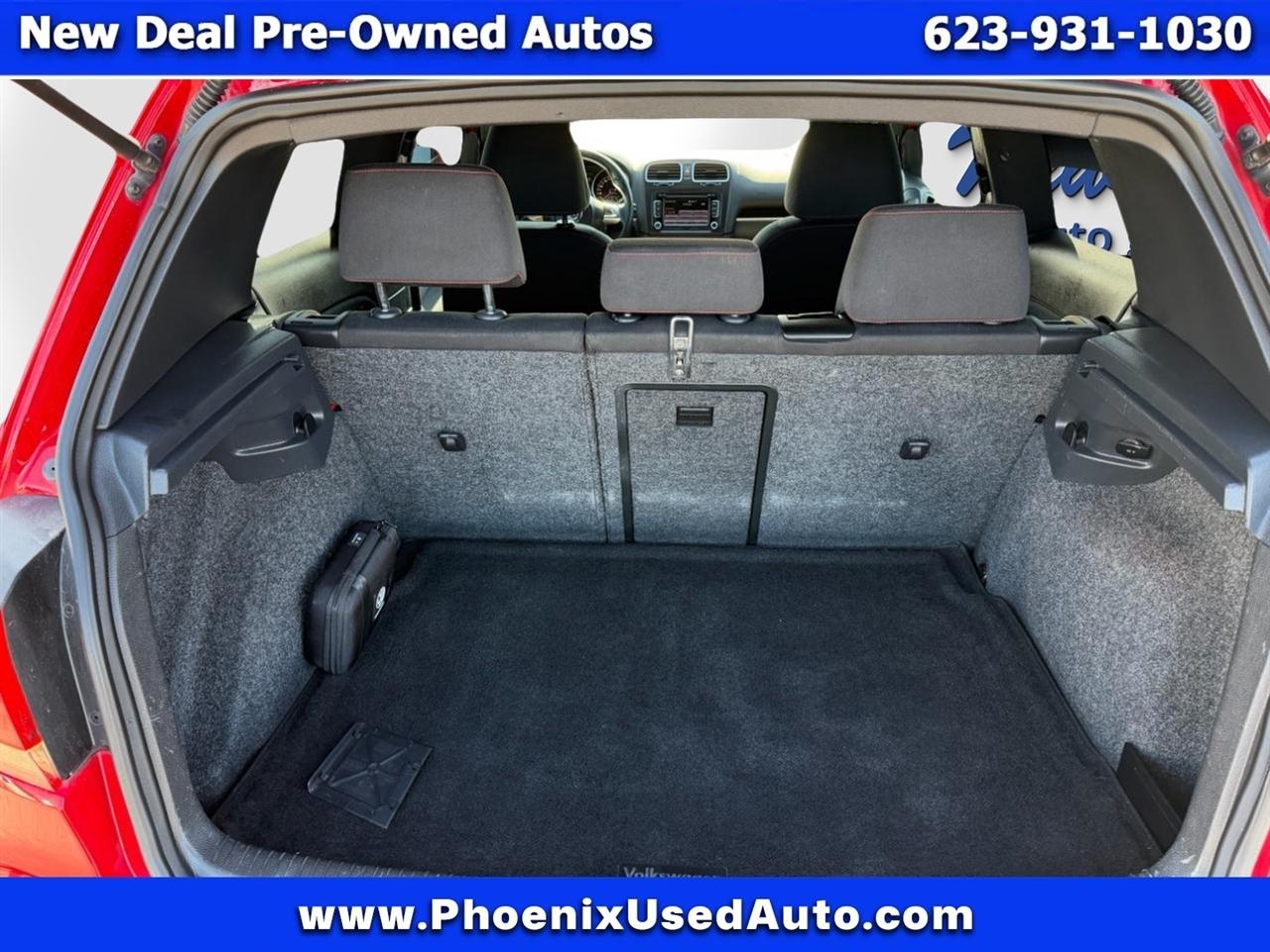 Volkswagen GTI 2-door 2012