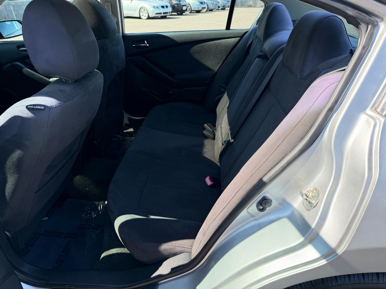 Nissan Altima 2.5 2012