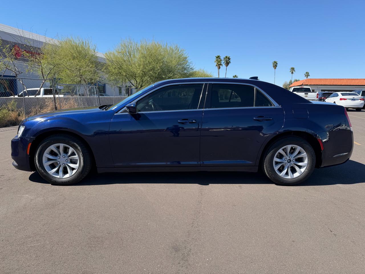 Chrysler 300 Limited RWD 2016