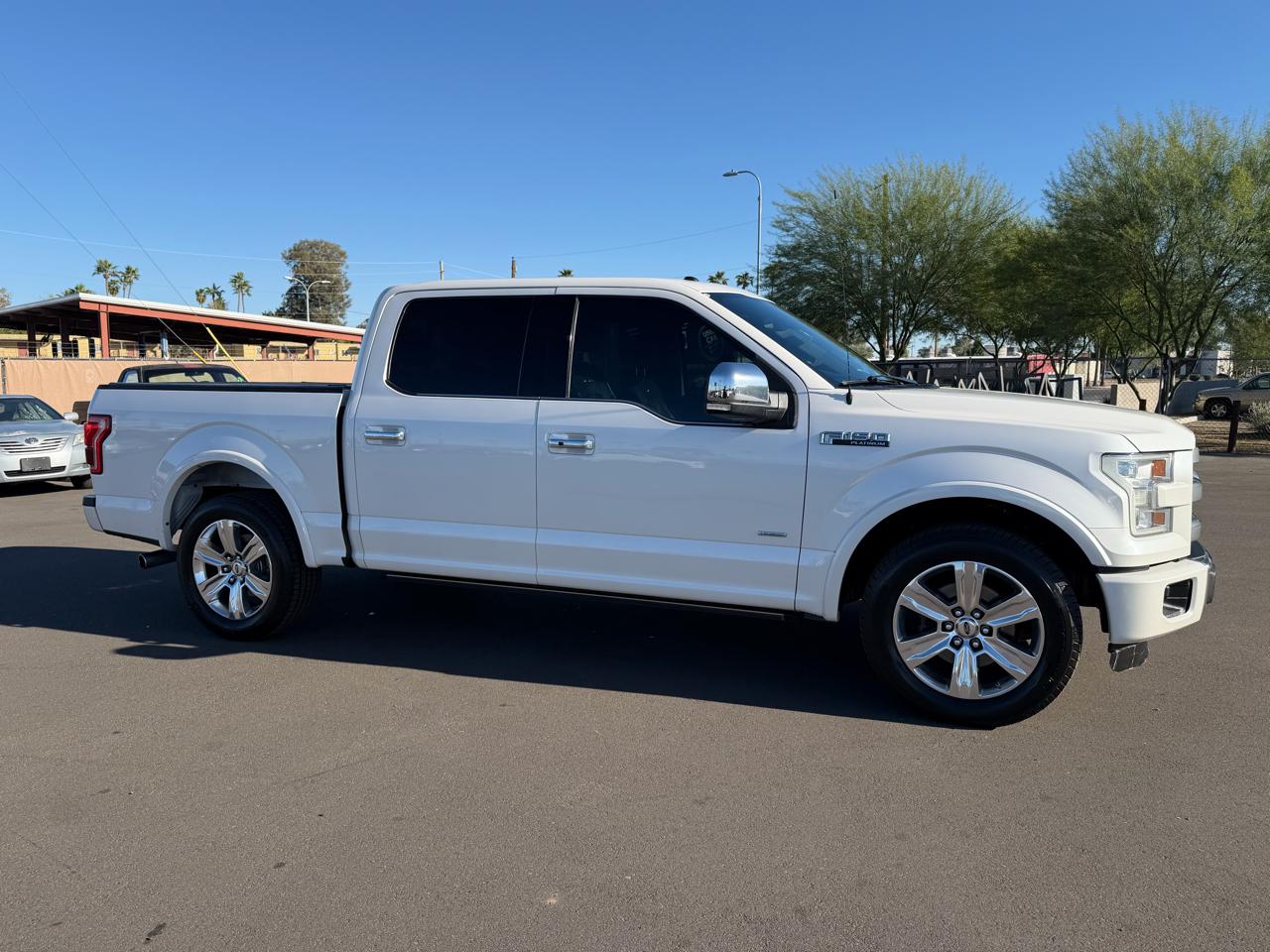 2015 Ford F-150 2WD SuperCrew 145" Platinum