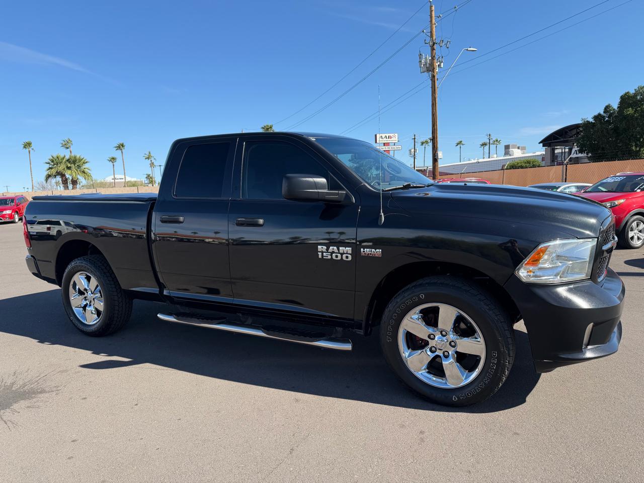 RAM 1500 2WD Crew Cab 140.5" Express 2018