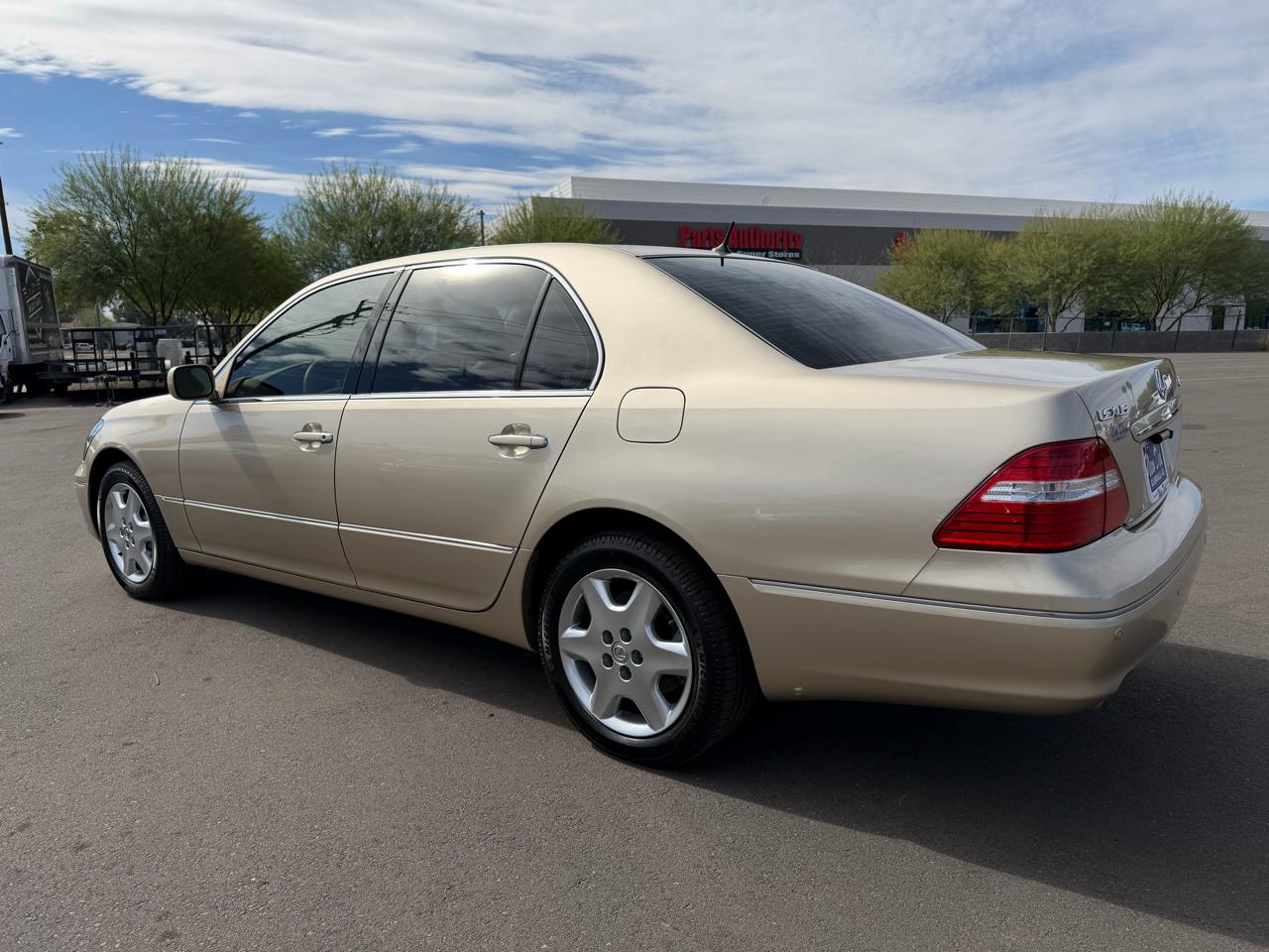 Lexus LS 430 Sedan 2005