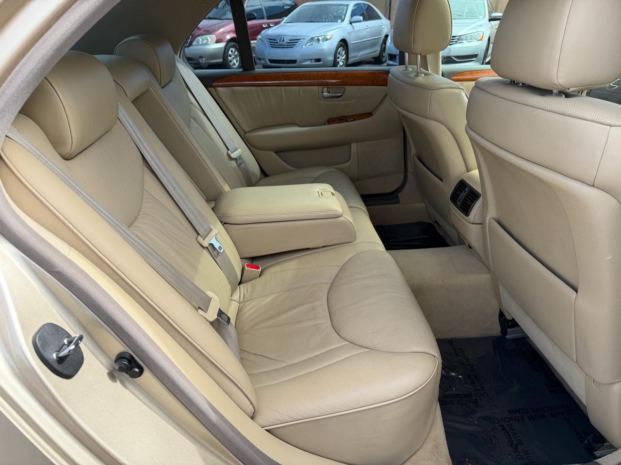 Lexus LS 430 Sedan 2005