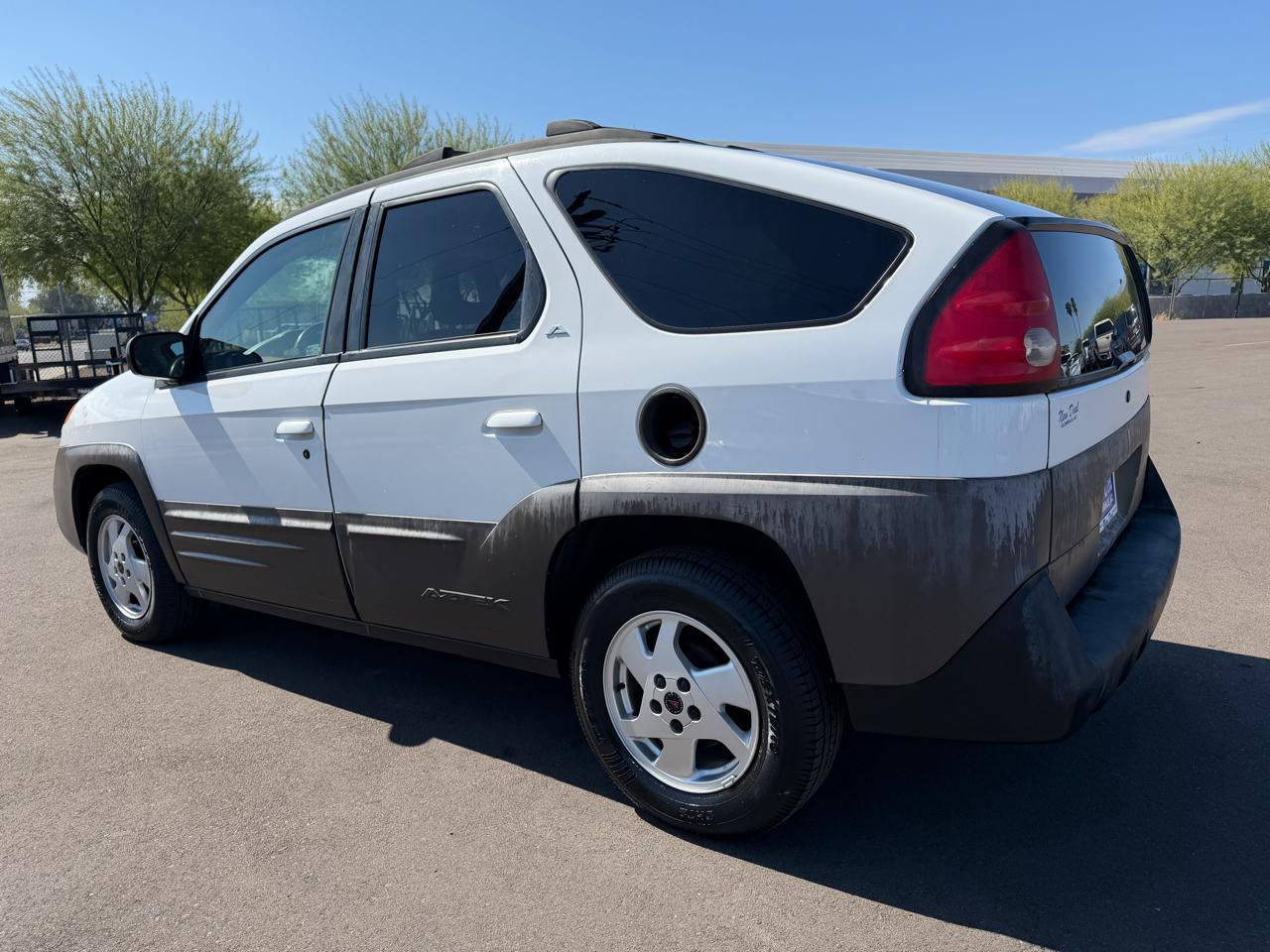 Pontiac Aztek Base 2001