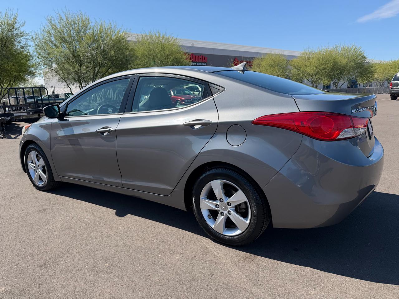 Hyundai Elantra Limited 2013