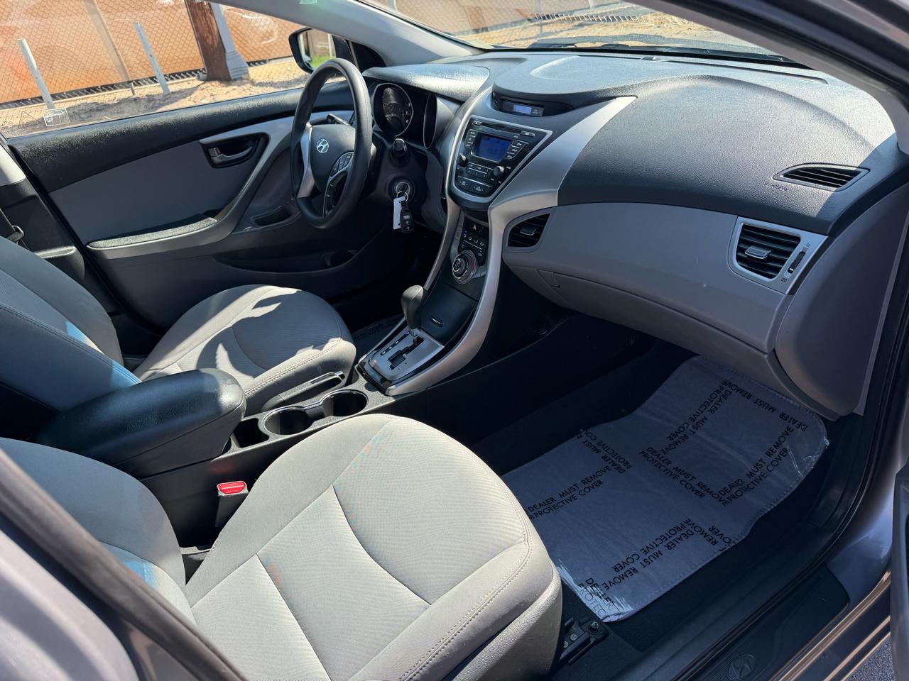 Hyundai Elantra Limited 2013