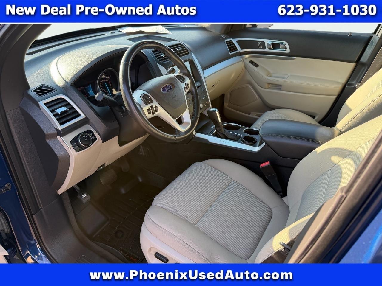 Ford Explorer 4dr XLT 2012