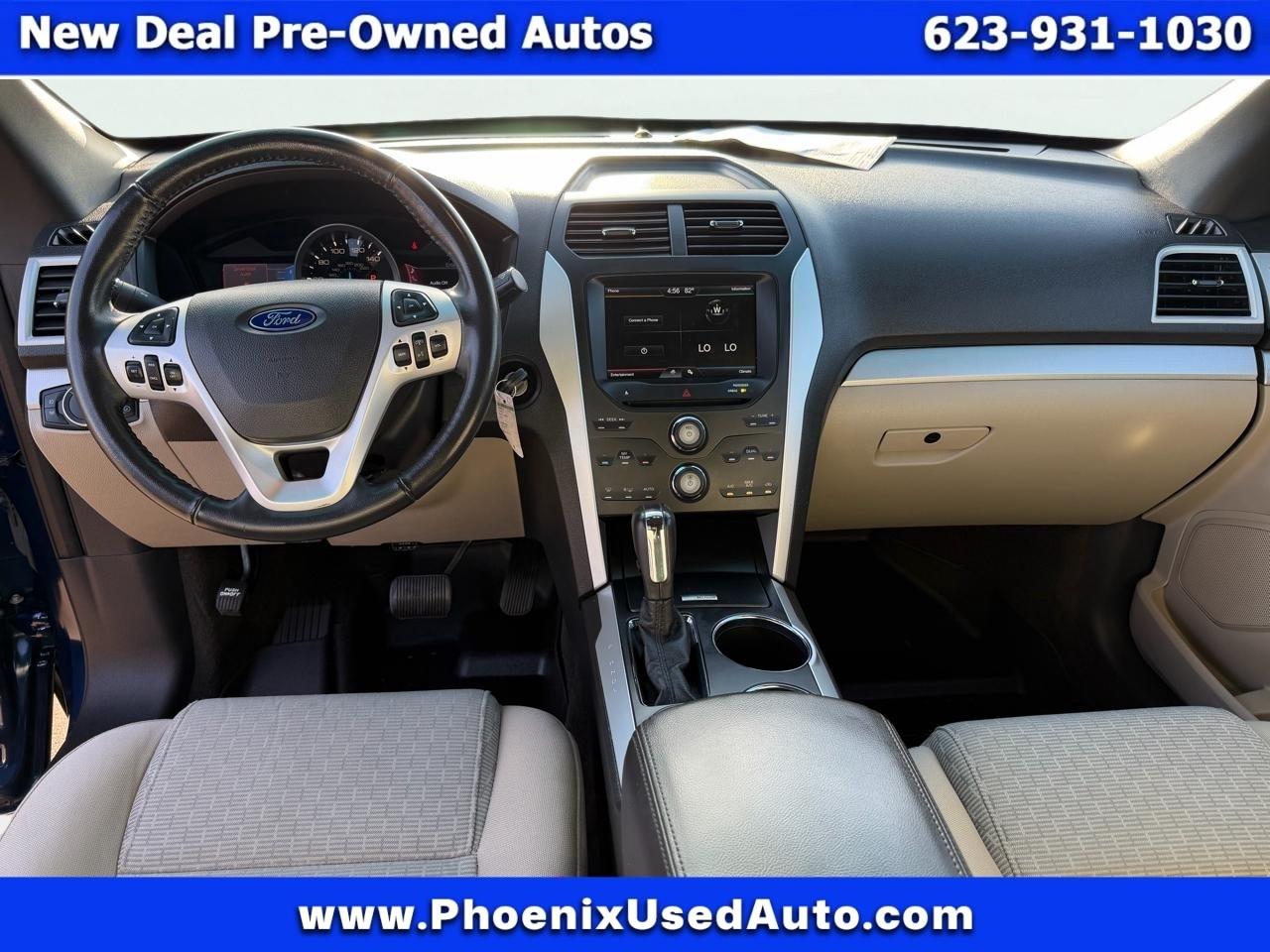 Ford Explorer 4dr XLT 2012