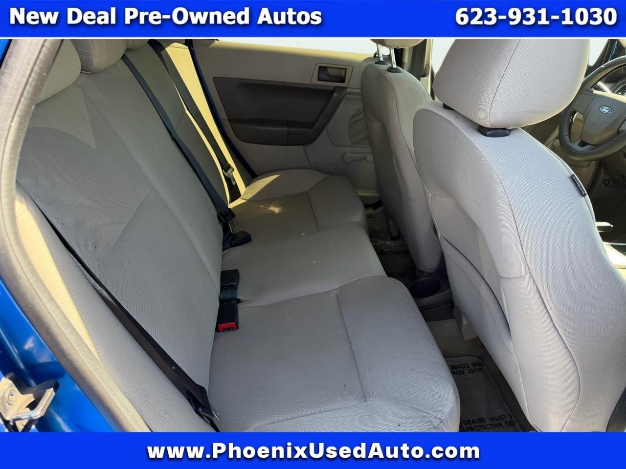 Ford Focus S Sedan 2011