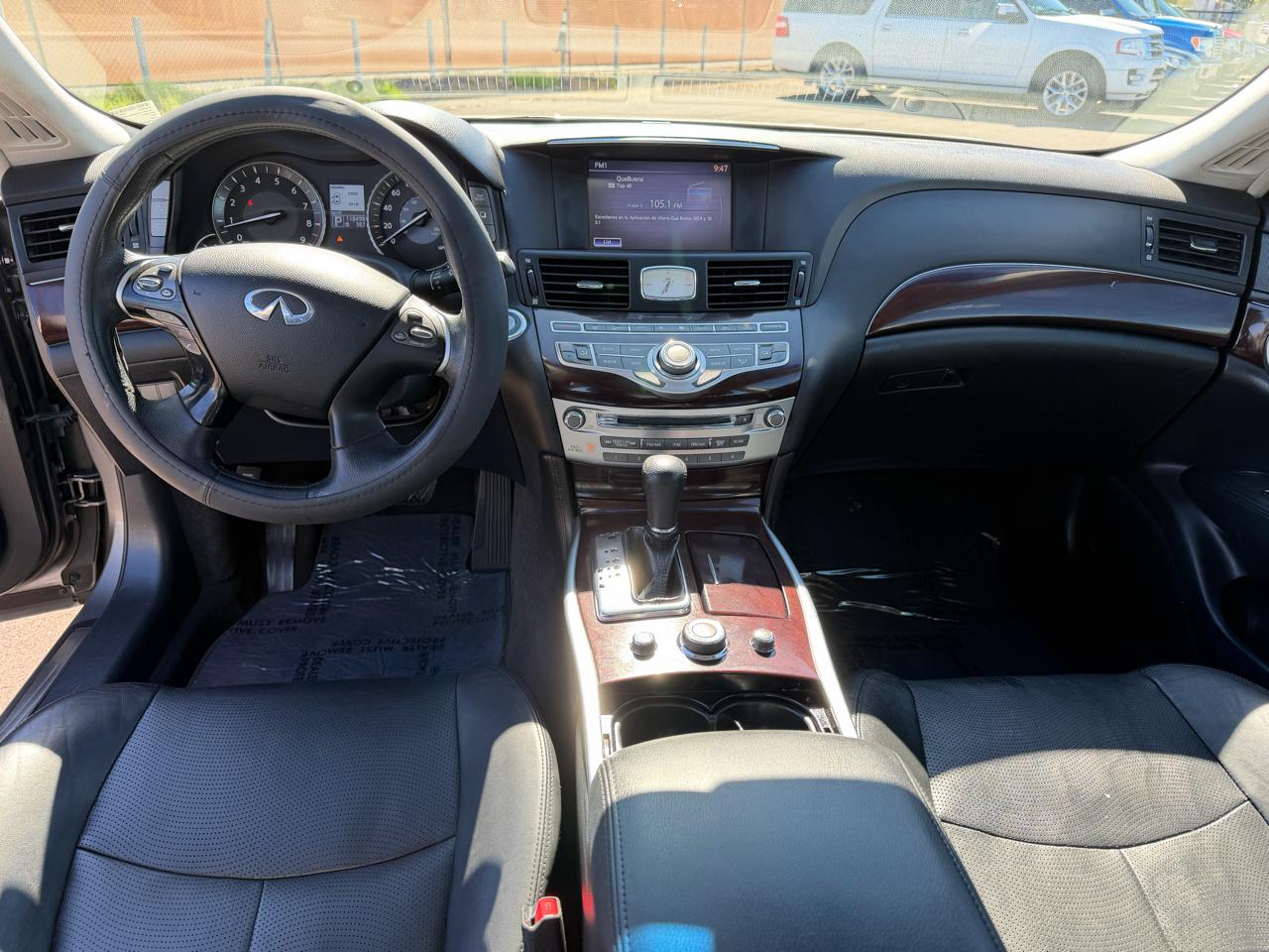 Infiniti M M37x 2011