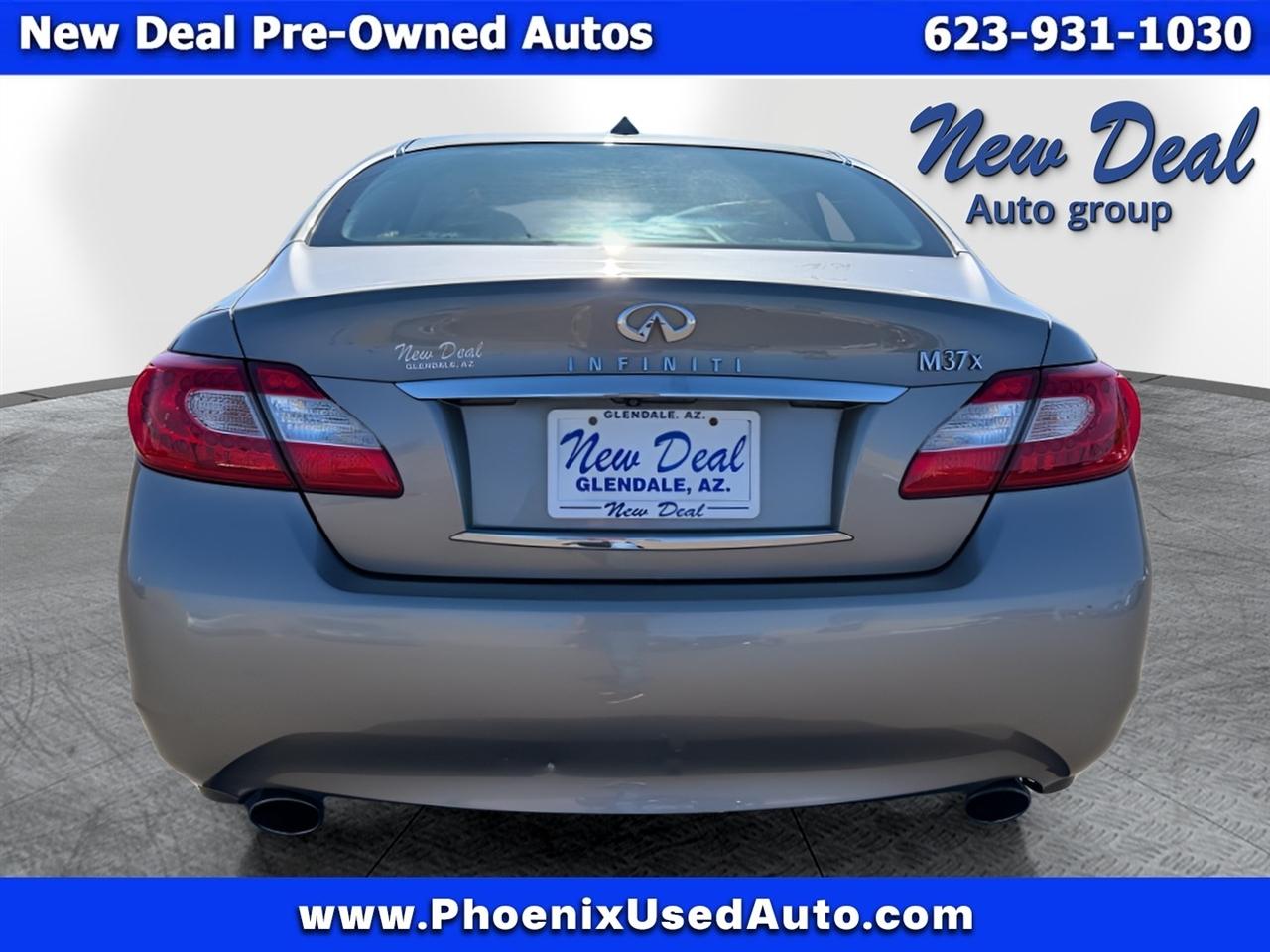 Infiniti M M37x 2011