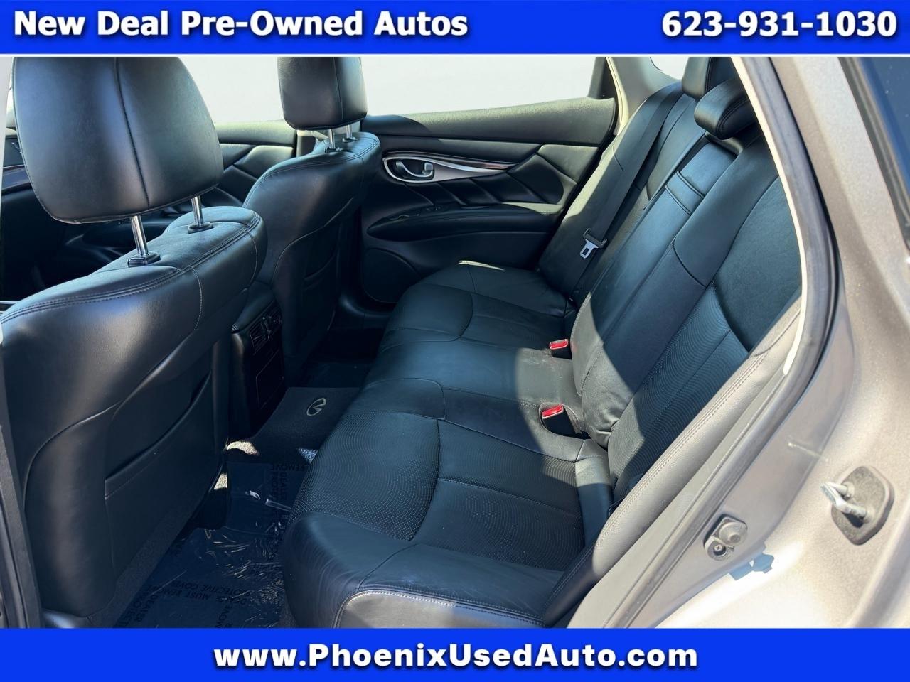 Infiniti M M37x 2011