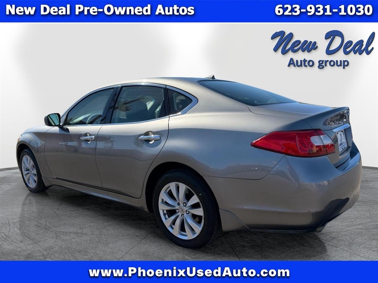 Infiniti M M37x 2011