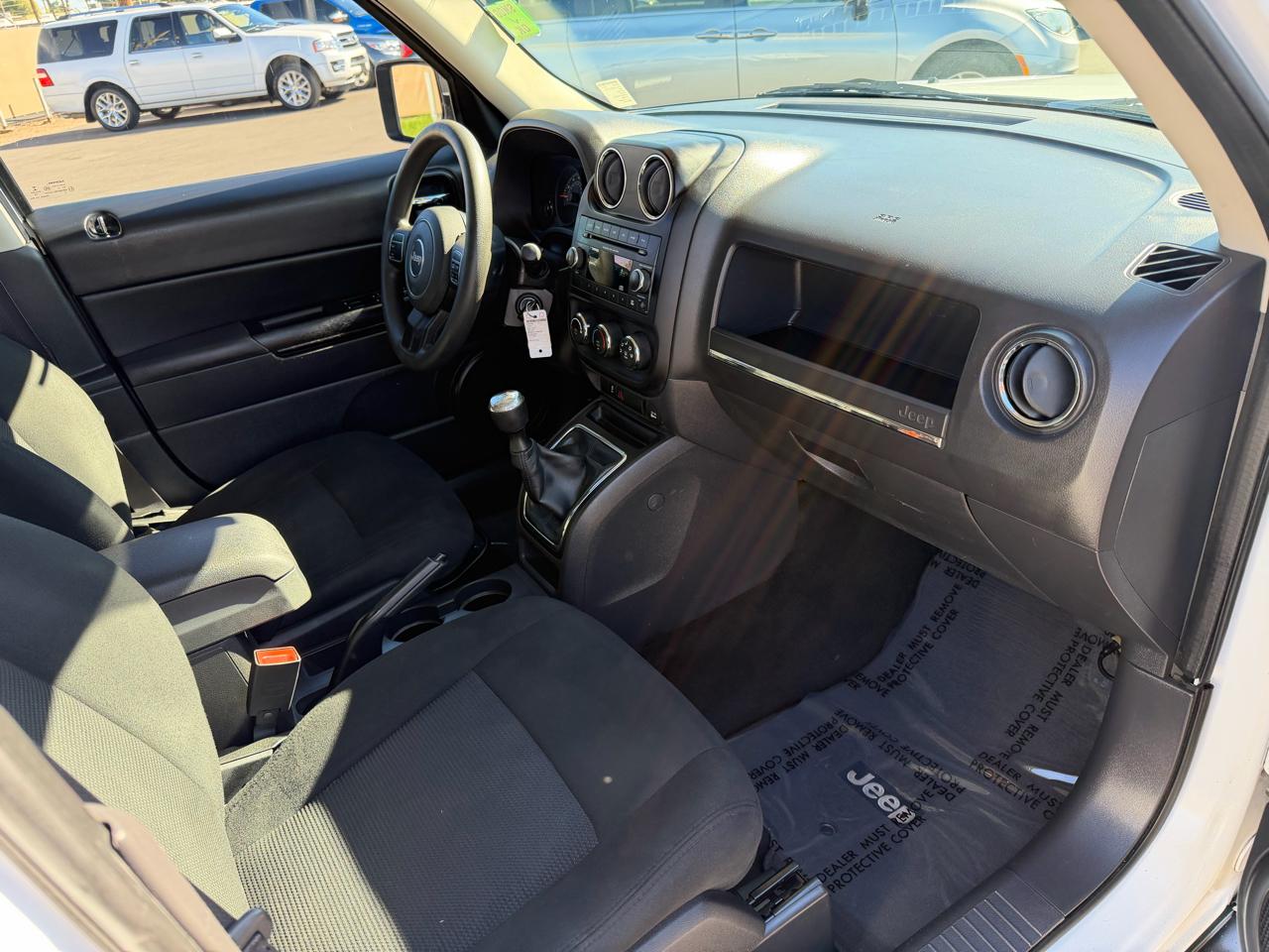 Jeep Patriot Sport 2WD 2015