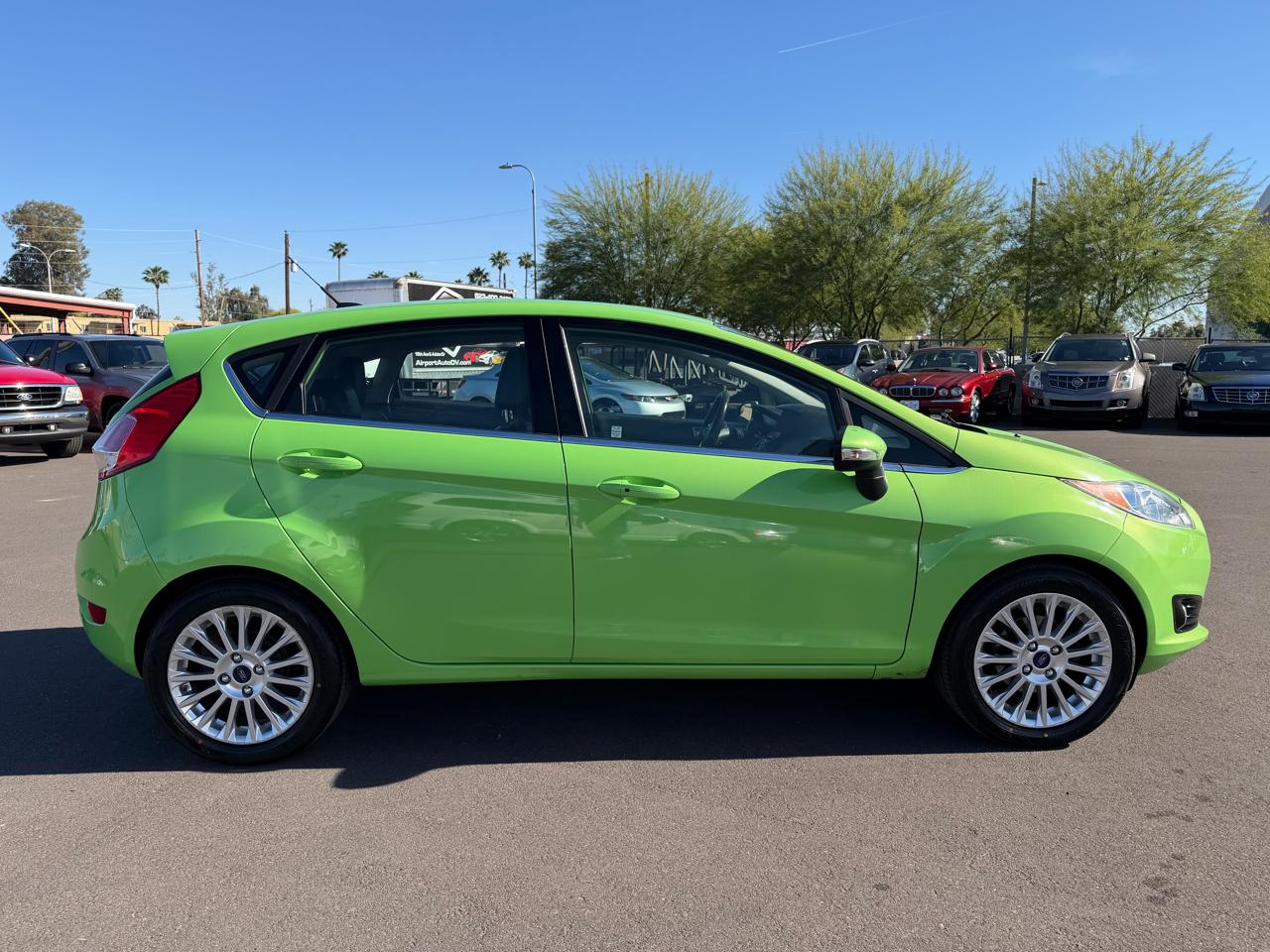 Ford Fiesta Titanium Hatchback 2014